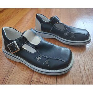 Willy Made in Italy Fisherman Boys Closed Sandals Blue Size 30 EU / 12-12.5 USA